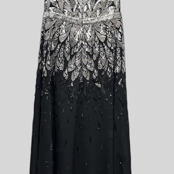Georges Hobeika RTW Spring/Summer 23 - Black/Silver Beaded Gown - Picture 2 of 2